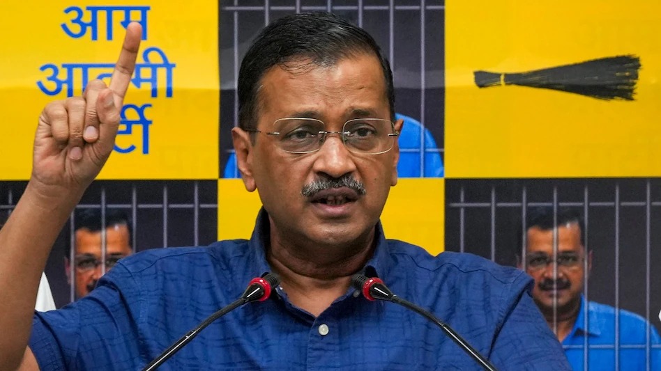 BJP पर केजरीवाल का बड़ा हमला,, कहा- 6 महीनों में BJP तोड़ देगी सारी झुग्गियां