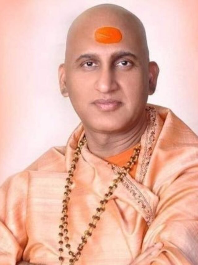 मनुष्य की क्षमताएं अपार हैं। हममें अतुल्य तेज एवं अपूर्व सामर्थ्य हैं; बस इन्हें पहचानने की आवश्यकता है।