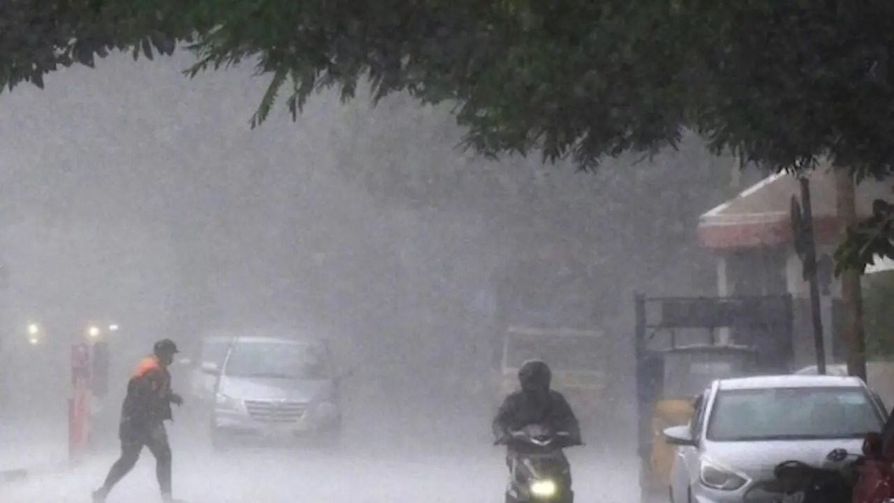 दिल्ली में मूसलाधार बारिश का अलर्ट