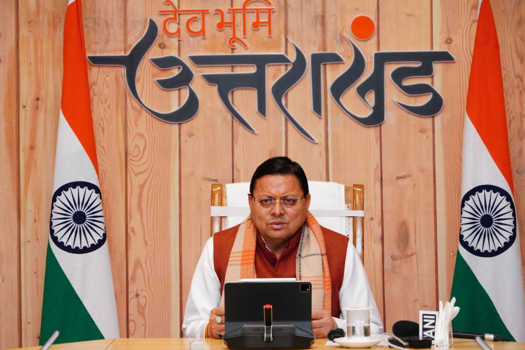 उत्तराखंड की राजनीति में उठापटक तेज़!