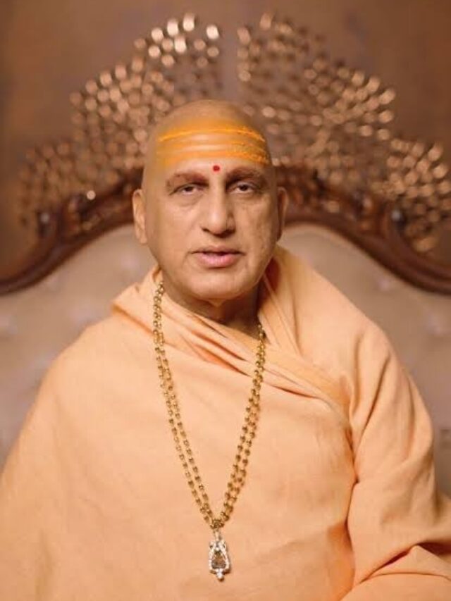 Swami Avdheshanand Giri