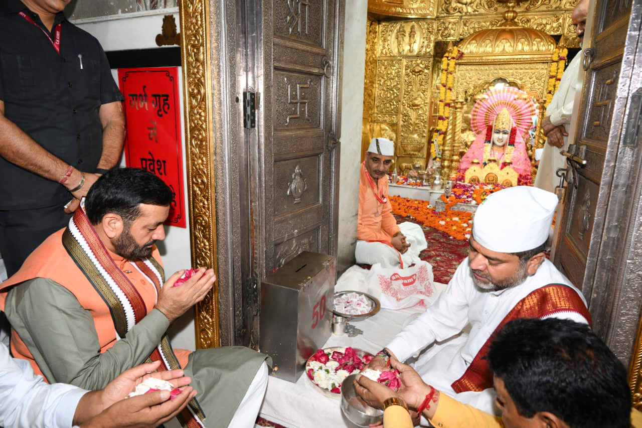 पंचकूला के माता मनसा देवी मंदिर पहुंचे CM सैनी