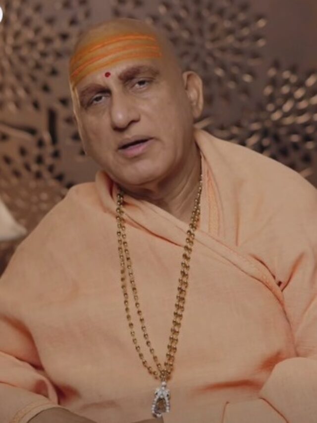 Swami Avdheshanand Giri
