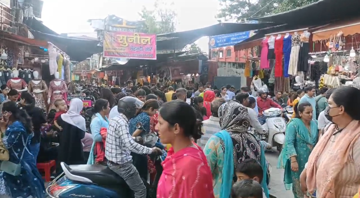 Dehradun Liveliness seen in the markets: देहरादून के बाजारों में दिखी रौनक