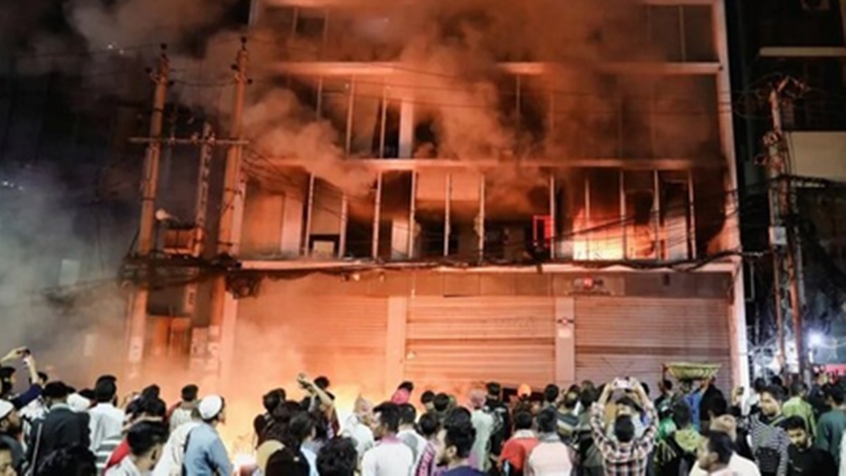 Violence continues in Bangladesh: बांग्लादेश में हिंसा लगातार जारी