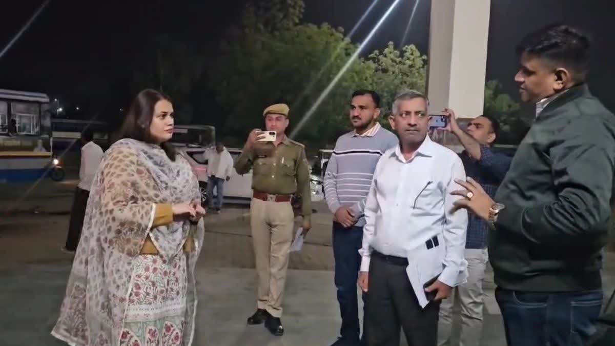 RAJASTHAN: बाड़मेर जिले की दबंग कलेक्टर टीना डाबी को क्यों आया गुस्सा?