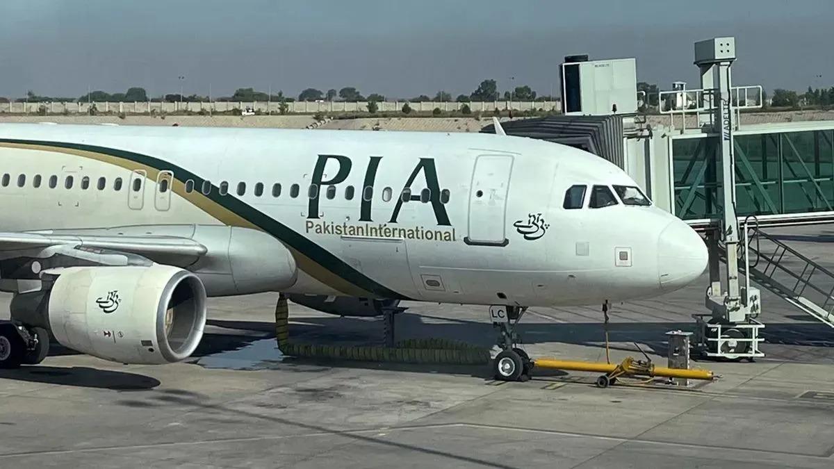 Pakistan International Airline Sold: पाकिस्तान की एयरलाइन बिक गई!