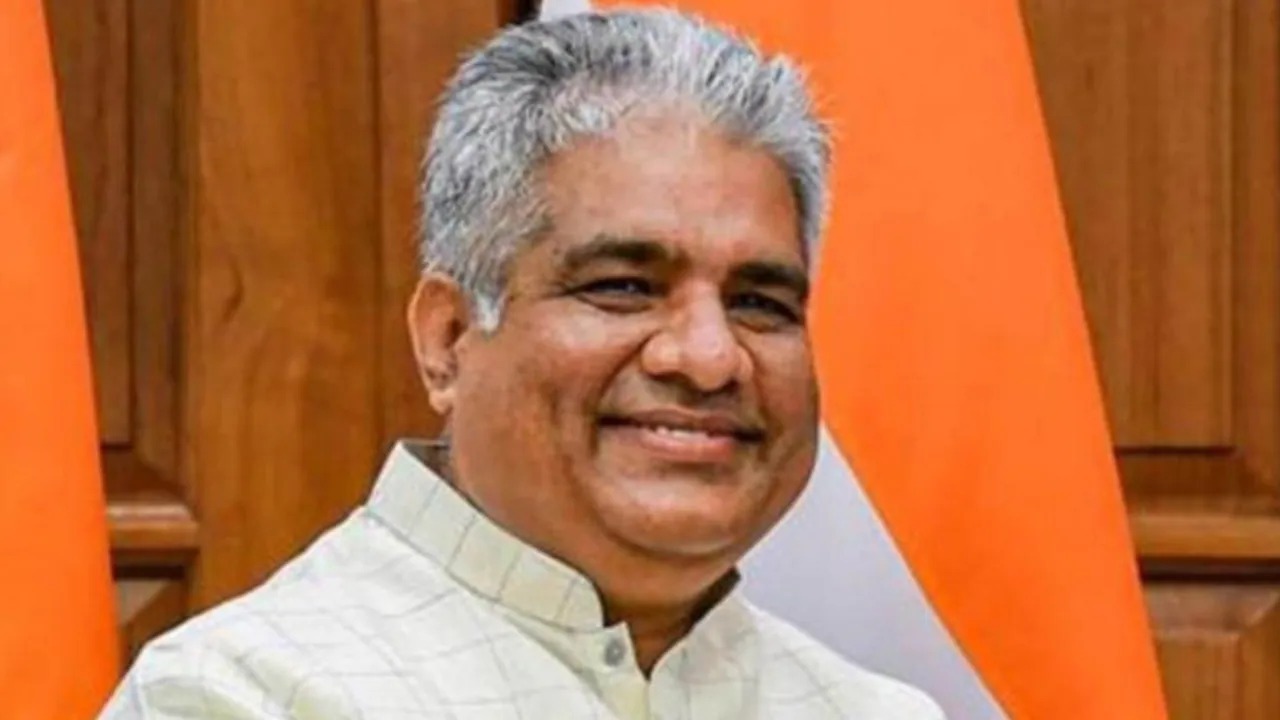 "Misleading People Over Aravalli Issue”: "केंद्रीय मंत्री भूपेंद्र यादव पर अशोक गहलोत का बड़ा आरोप"