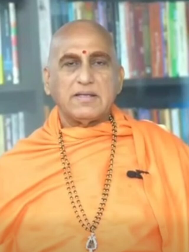 Swami Avdheshanand Giri