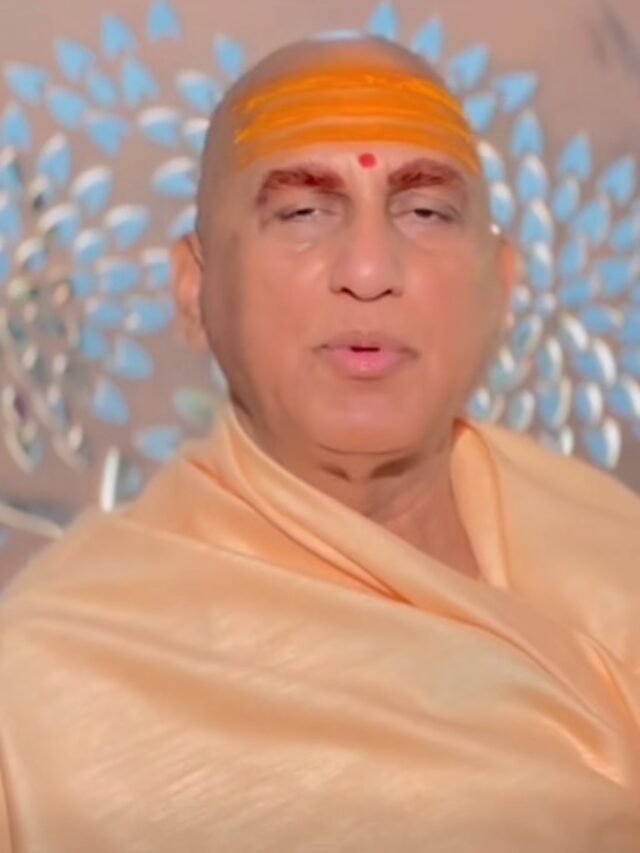 Swami Avdheshanand Giri