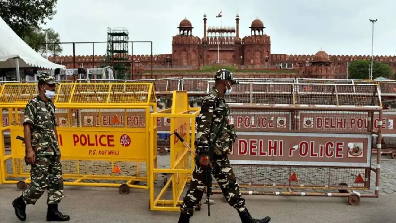 दिल्ली में आतंकी हमले का अलर्ट