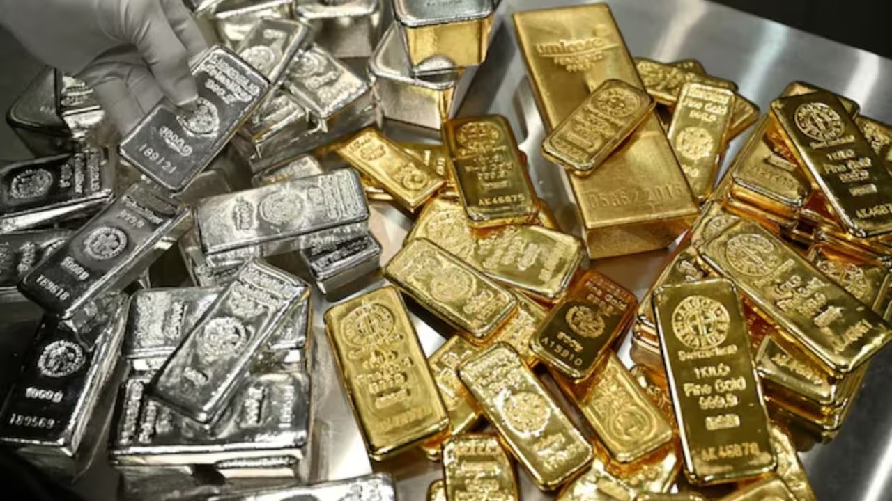 11,000 रुपये महंगा हुआ सोना, 3 लाख के पार पहुंची चांदी, जानिए क्या है नया रेट ?