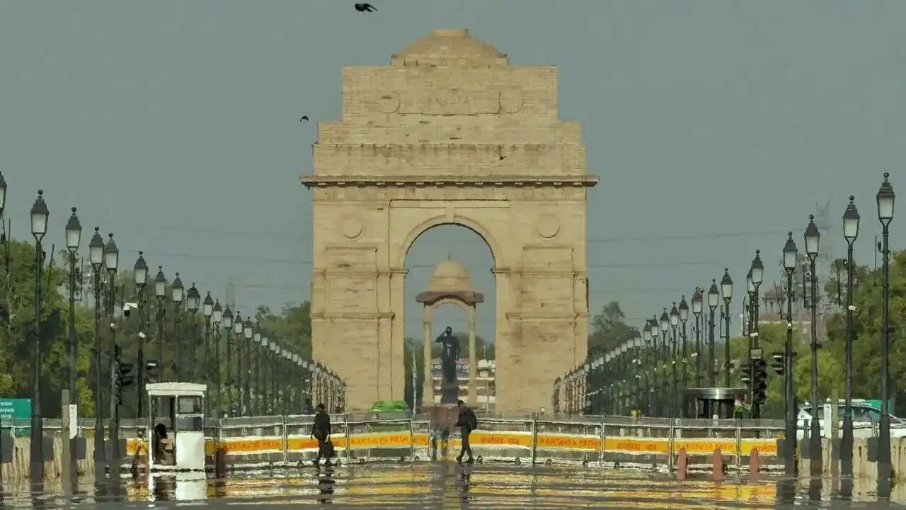 दिल्ली में आज फिर होगी बारिश