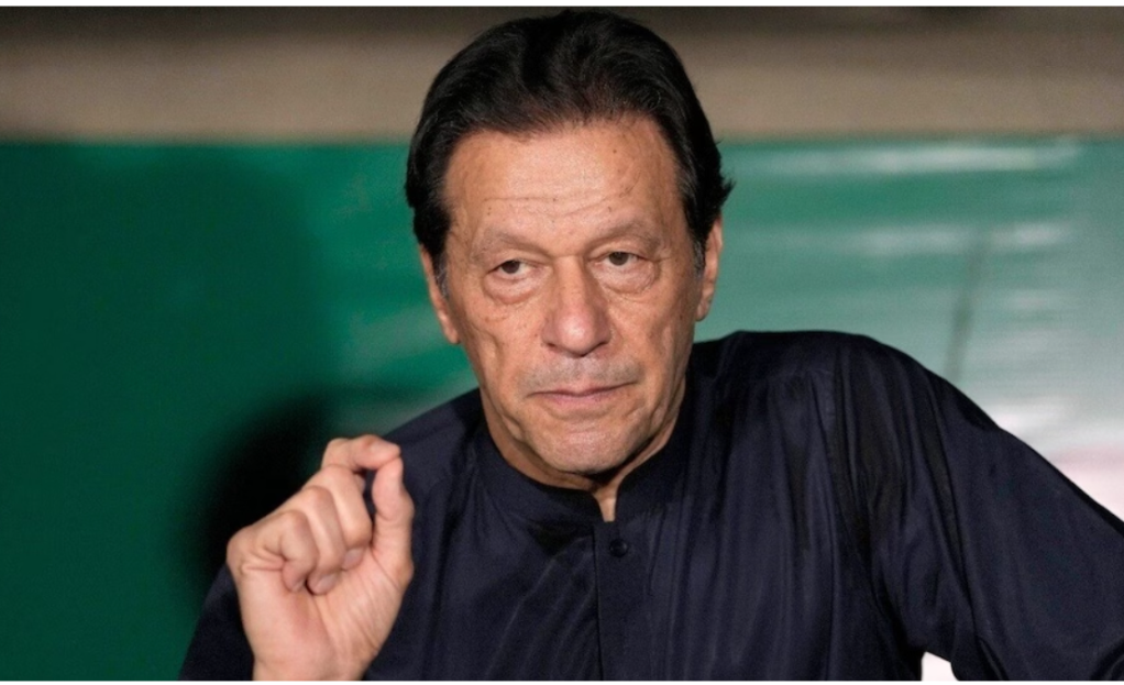 Imran Khan: इमरान खान की तबीयत पर बढ़ी चिंता, अस्पताल में कराया गया मेडिकल 3 2