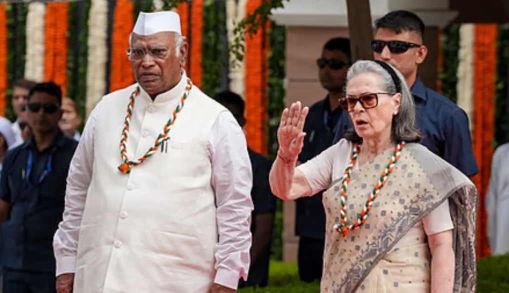 वंदे मातरम पर फिर गरमाई सियासत, अमित शाह के हमले के बाद जयराम रमेश ने किया पलटवार 4 Capture