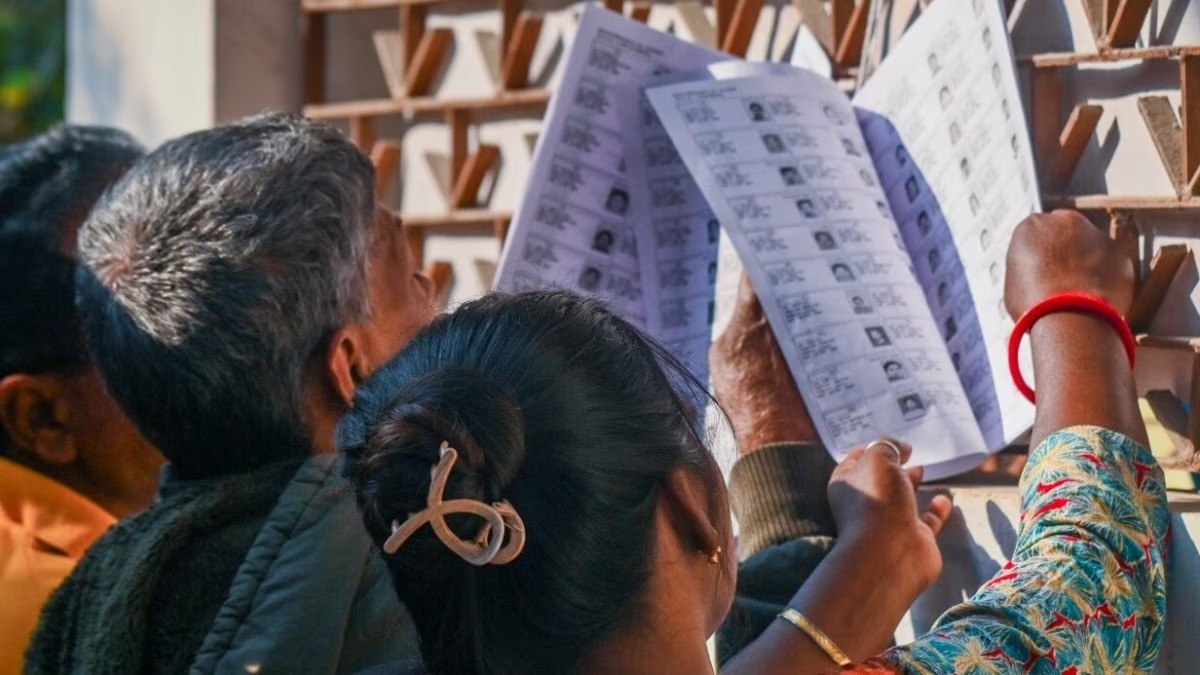 दिल्ली SIR ड्राफ्ट वोटर लिस्ट जारी, ऐसे चेक करें अपना नाम 1 दिल्ली SIR ड्राफ्ट वोटर लिस्ट जारी