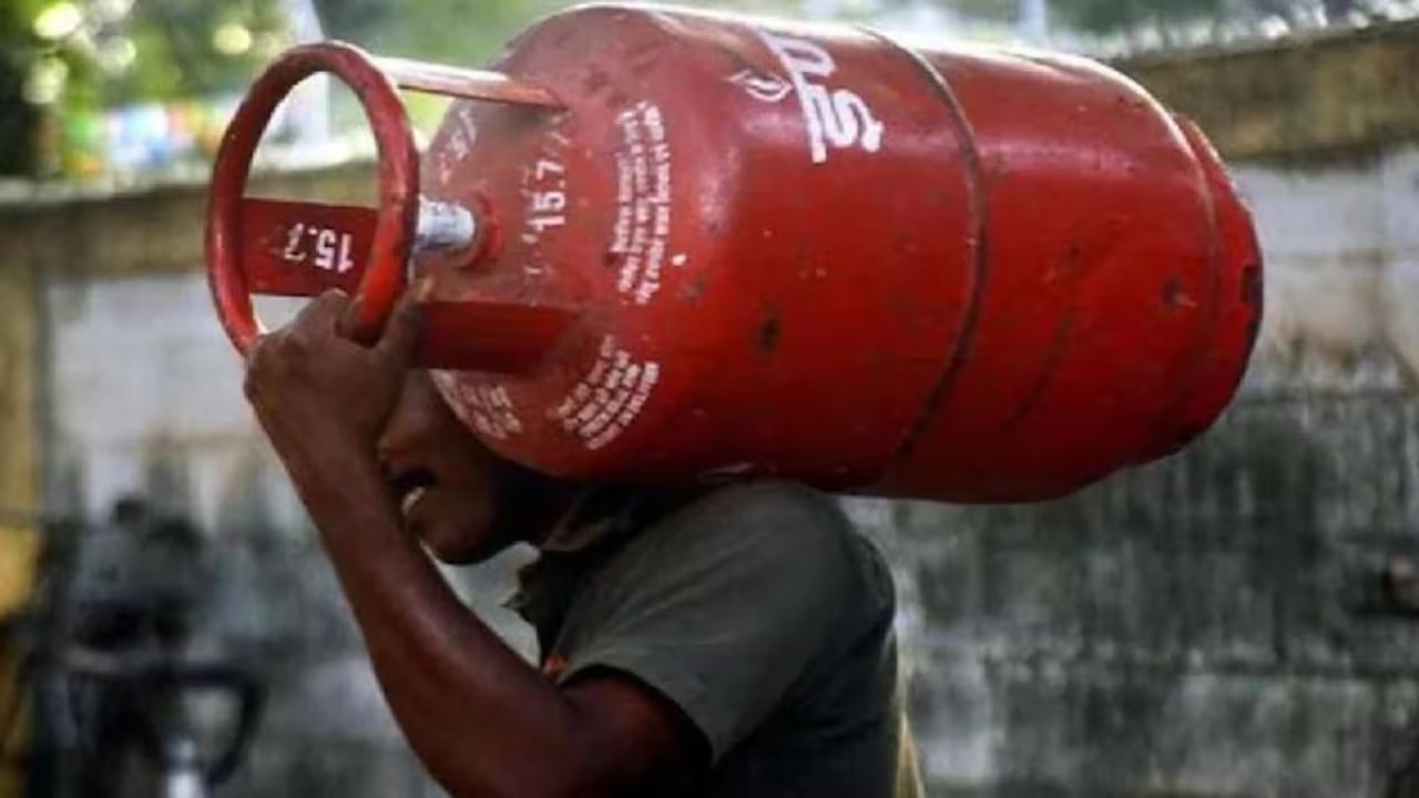 LPG सिलेंडर कनेक्शन