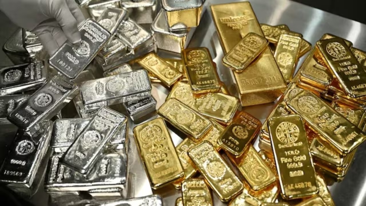 सोने-चांदी के दाम में बड़ी गिरावट, जानिए क्यों सस्ता हुआ Gold-Silver ? 6 सोने-चांदी के दाम में बड़ी गिरावट