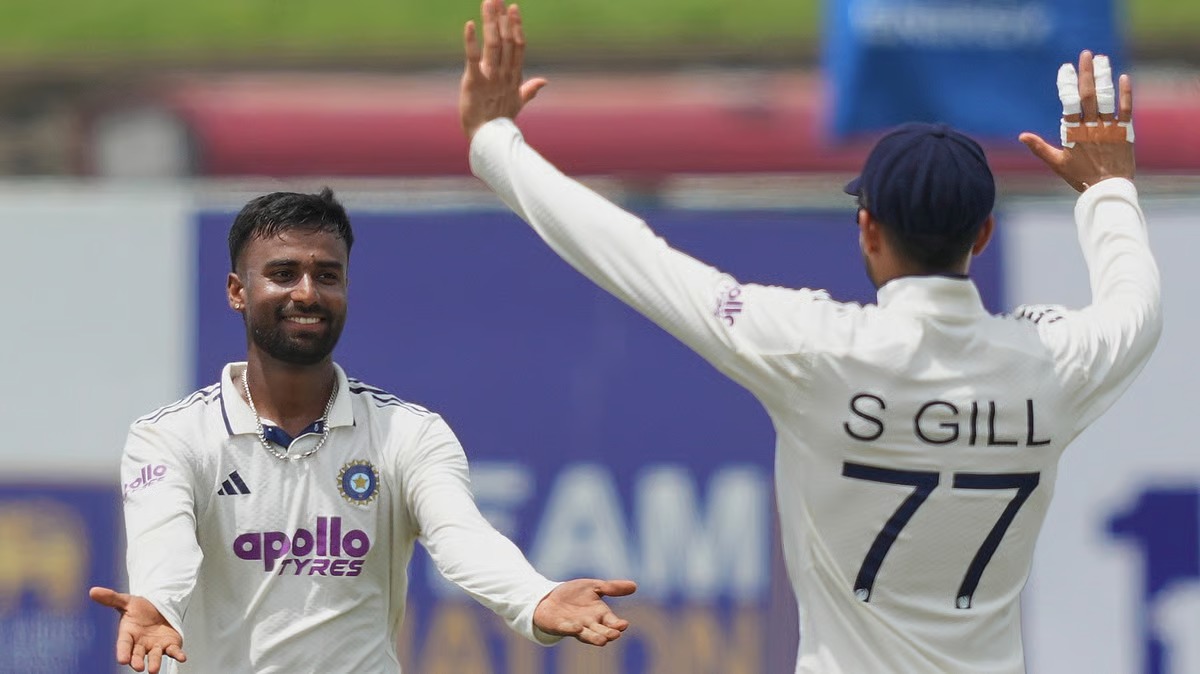 भारत ने गॉल टेस्ट में श्रीलंका को 165 रन से हराया, मानव सुथार ने लगाया सिक्सर 9 भारत ने गॉल टेस्ट में श्रीलंका को 165 रन से हराया, मानव सुथार ने लगाया सिक्सर