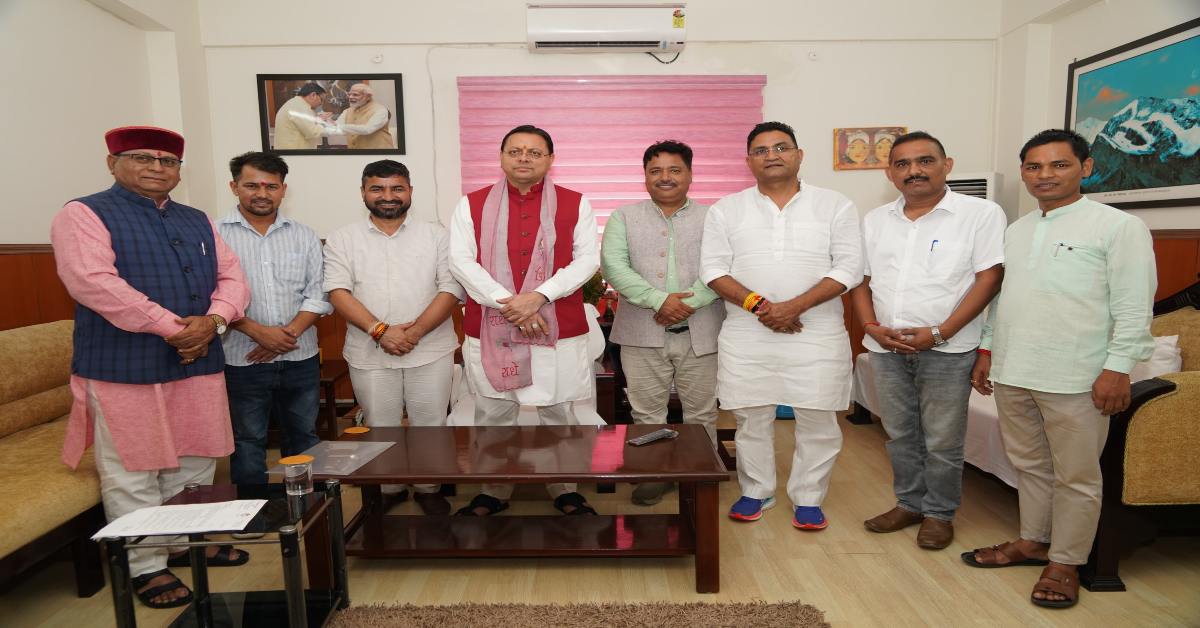 Uttarakhand News: गांव की अर्थव्यवस्था मजबूत करने पर CM धामी का फोकस, नवनिर्वाचित सहकारी बैंक अध्यक्षों को दिया पारदर्शिता और जनहित का मंत्र….. 5 NNY