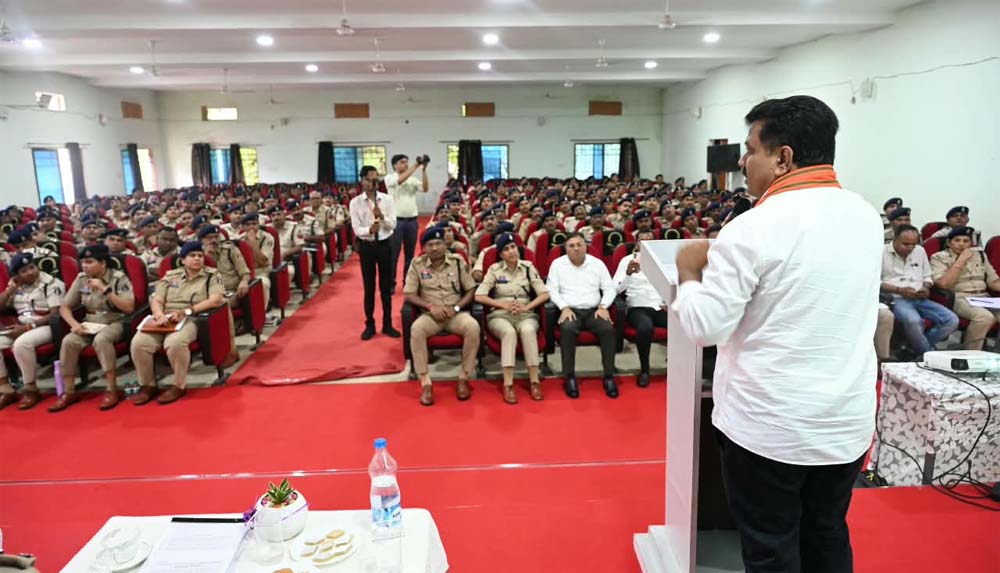 नशे के अवैध कारोबार के विरुद्ध कार्रवाई को मिशन के रूप में लेकर कार्य करें-उप मुख्यमंत्री विजय शर्मा 20 Nasha 01 1
