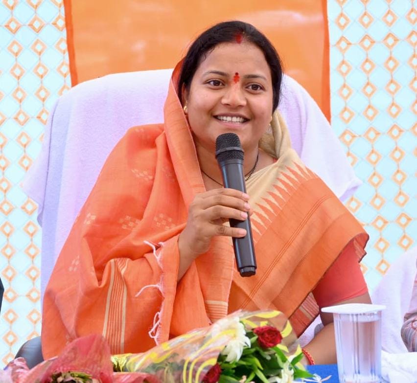 मंत्री लक्ष्मी राजवाड़े के प्रयासों से छह परियोजना-सह-संसाधन केंद्रों के भवनों को मंजूरी…. 10 fhhf
